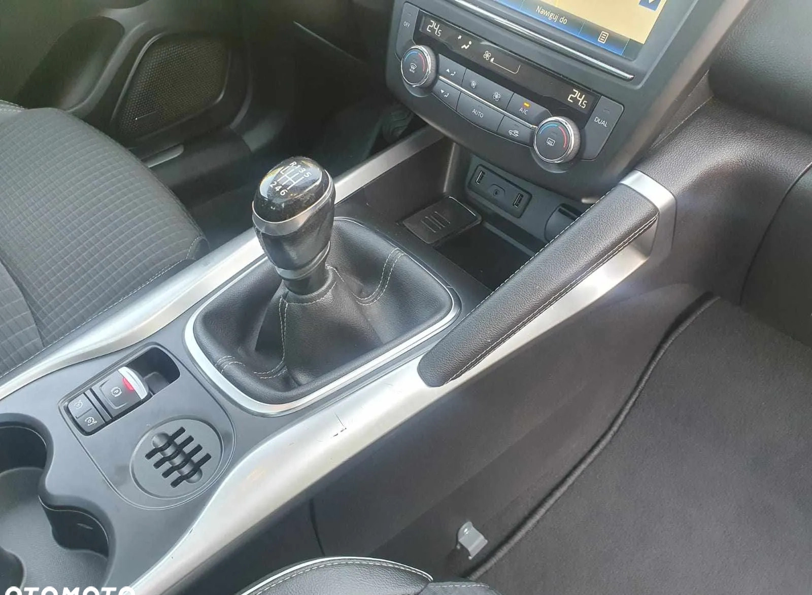 Renault Kadjar cena 59900 przebieg: 220089, rok produkcji 2015 z Kudowa-Zdrój małe 781